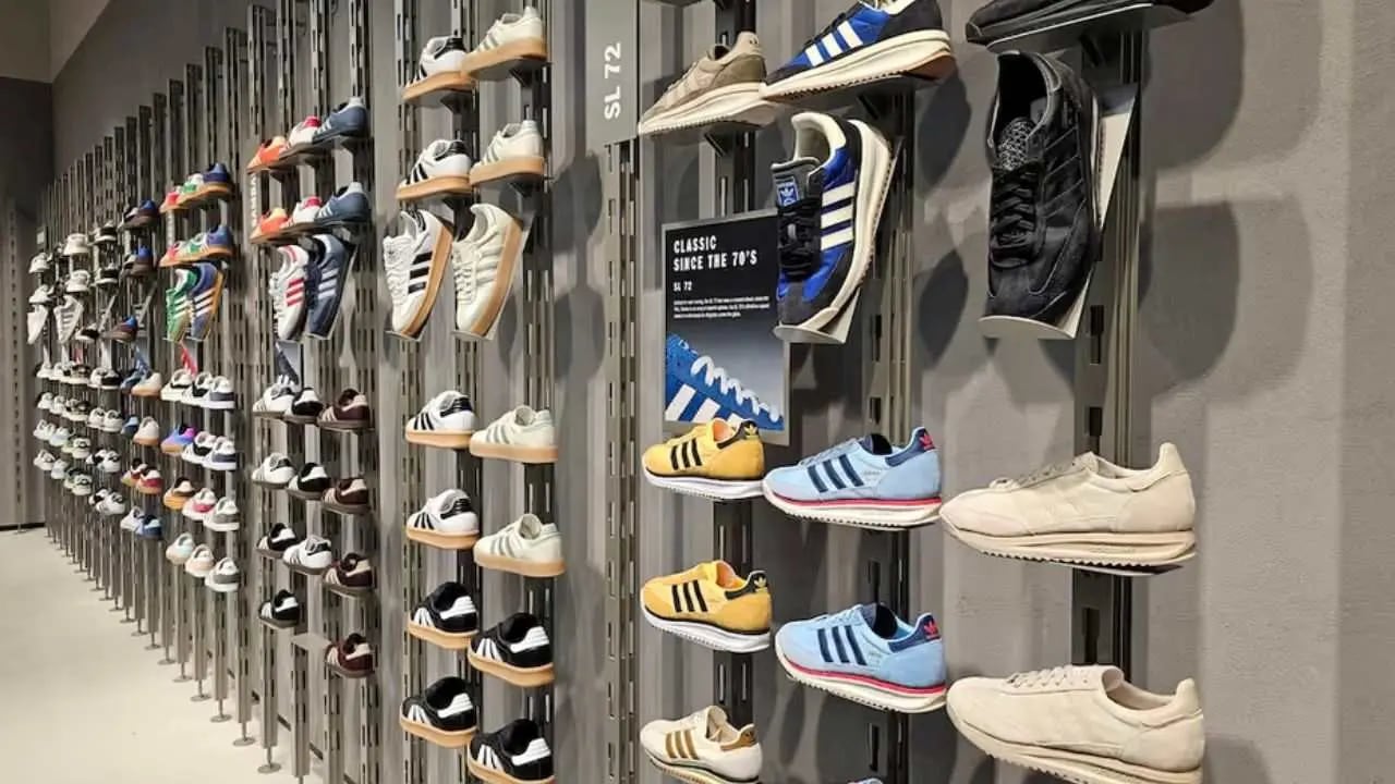 Adidas Argentina lanzó una liquidación online con rebajas de hasta el 50% en zapatillas y financiación escalonada