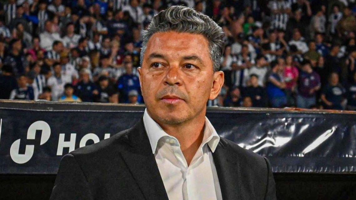 Gallardo se calza el buzo de La Tri: el Muñeco ya es ecuatoriano