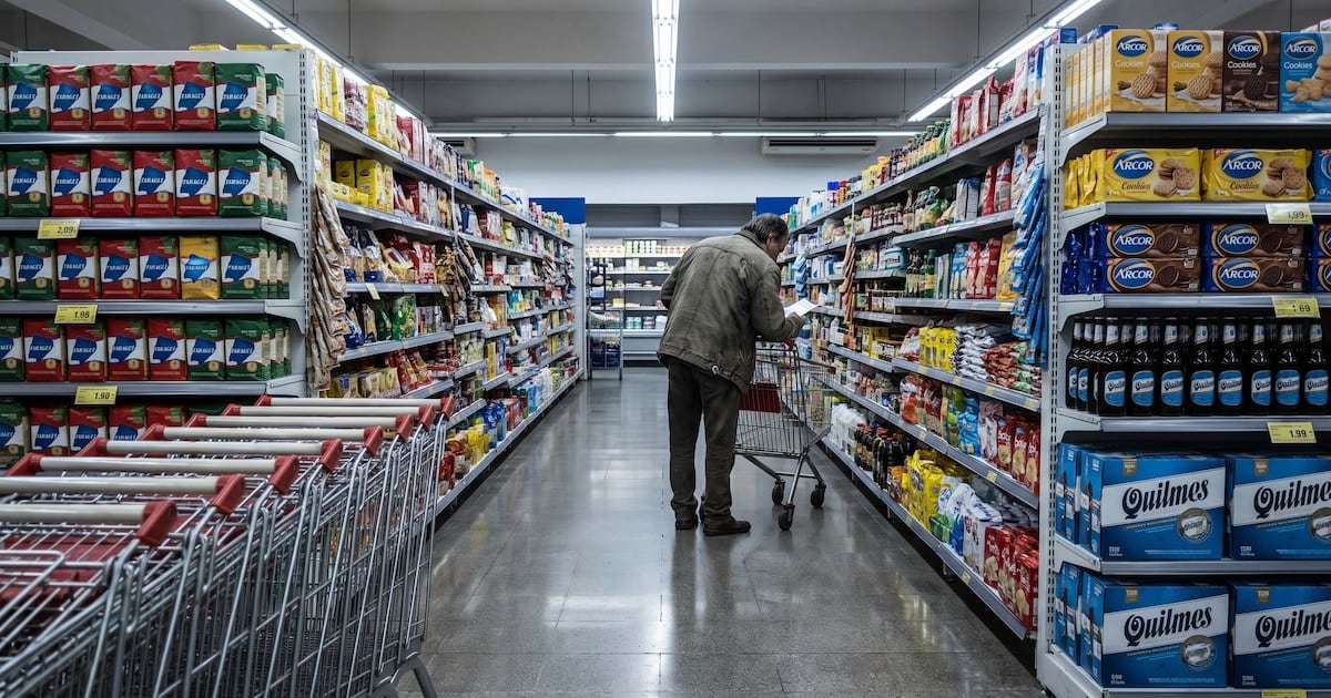 La inflación de agosto se ubicó en 1,7% y la interanual rozó el 33,5%, según el INDEC