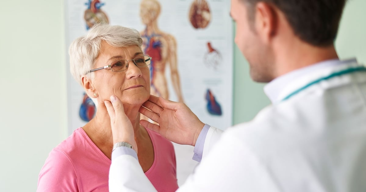 Cuando un bulto en el cuello obliga a llamar al médico: lo que hay que observar antes de asustarse