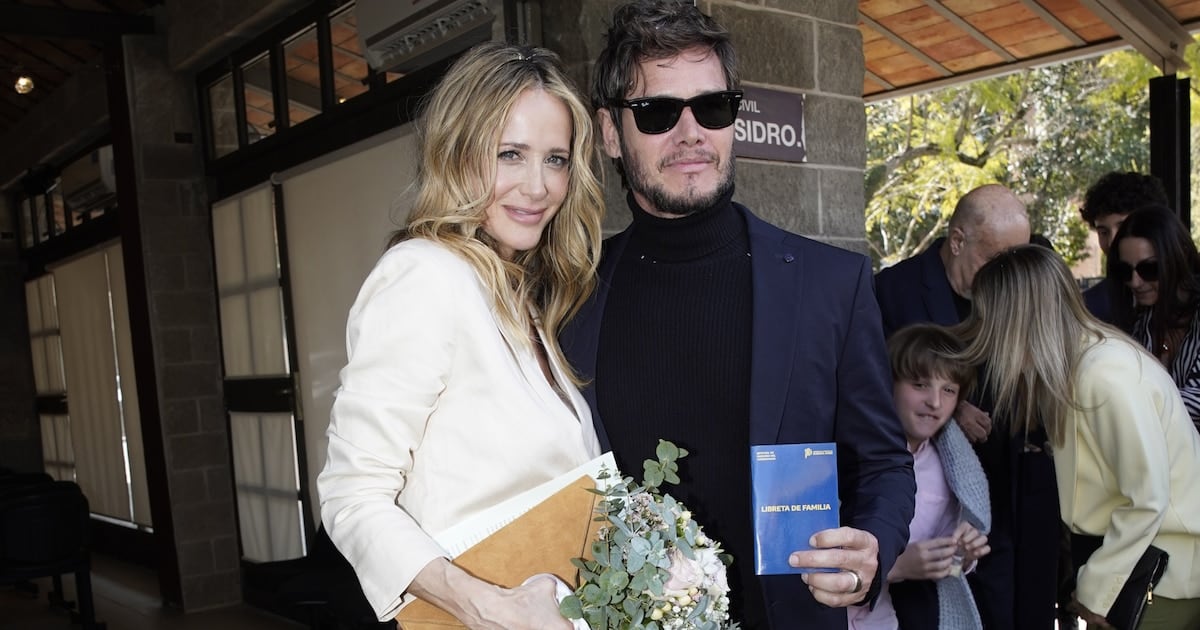 Julieta Prandi y Emanuel Ortega dieron el sí en San Isidro, con Palito y Evangelina como testigos de una boda chica y en familia