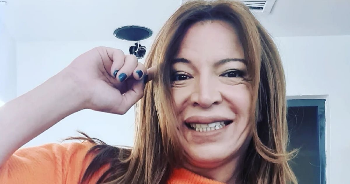 Lizy Tagliani se mete en la cocina de MasterChef Celebrity con humor y tallarines con salchichas
