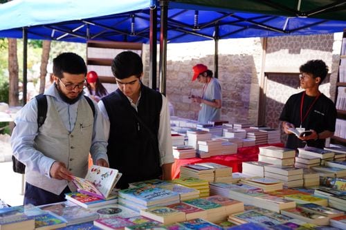 La Feria del Libro de Neuquén se despide este fin de semana con libros, música y sabores patagónicos