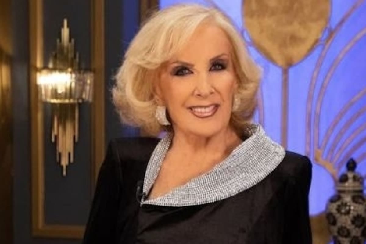 Volvió a internarse Mirtha Legrand: el sanatorio la estudia por una neumopatía y la familia espera el parte del lunes