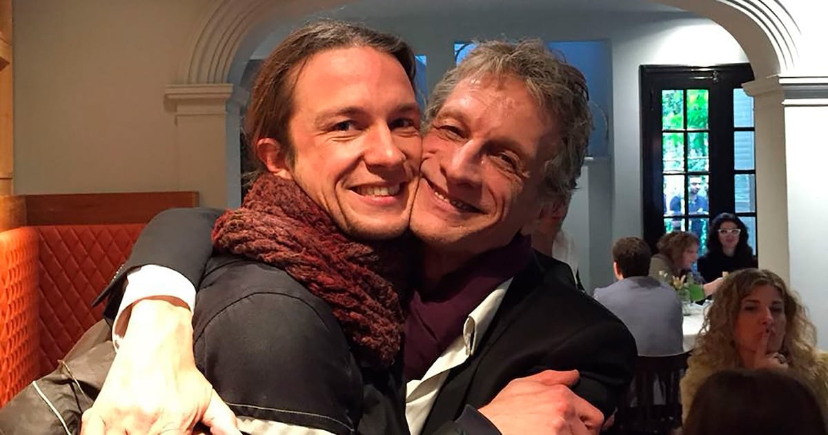 Manu Fanego revive a su padre en las tablas: dos años sin Daniel y un ritual que sigue intacto
