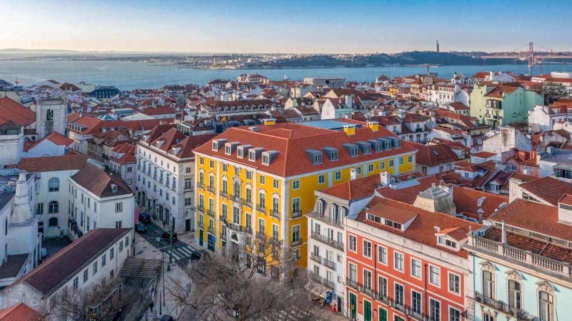 Un palacio del setecientos abre sus puertas al vino portugués en la cima del Bairro Alto lisboeta