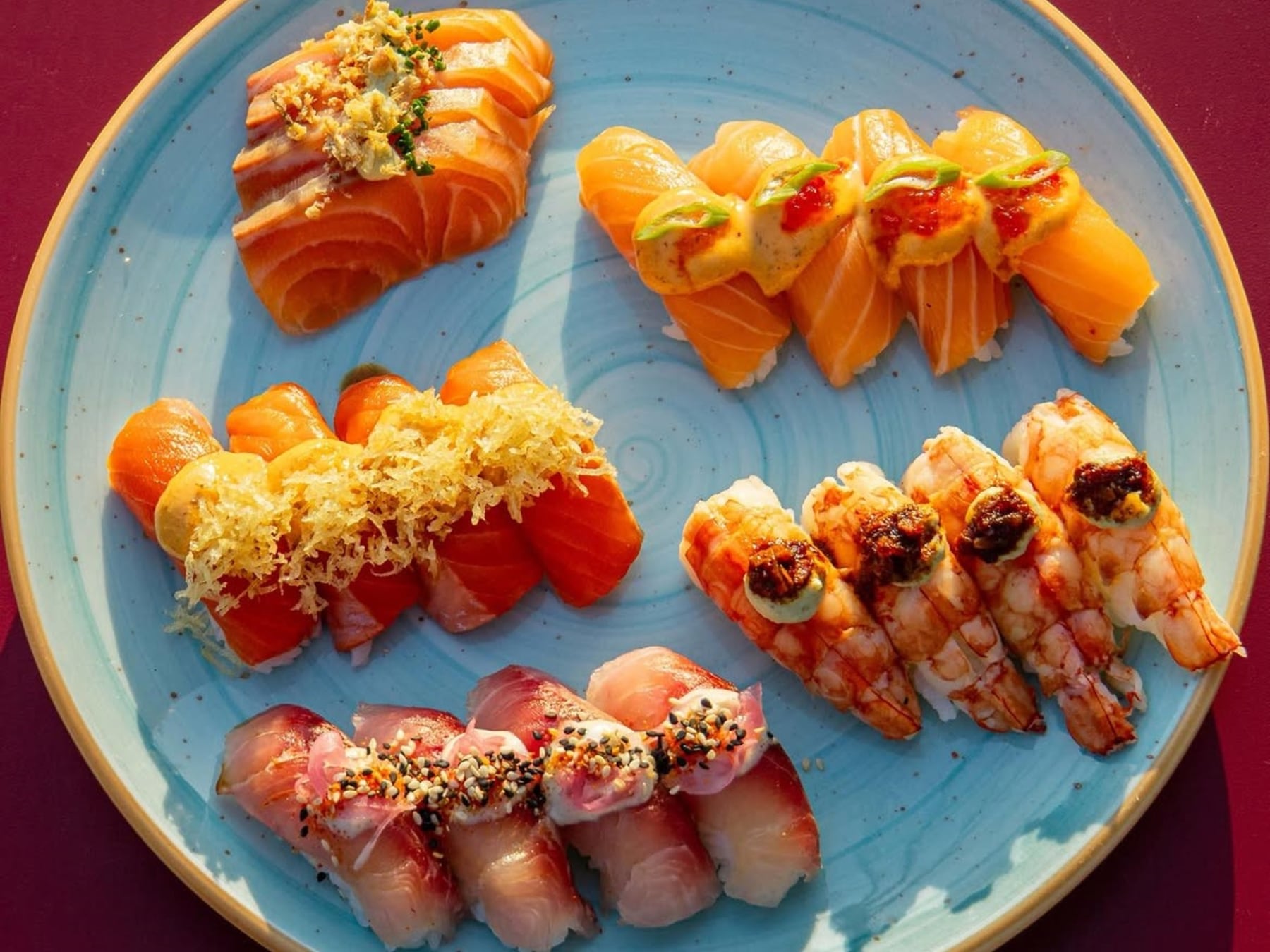 Ikebana: la izakaya de Palermo Soho que cruza sushi, ramen y producto argentino en una misma barra