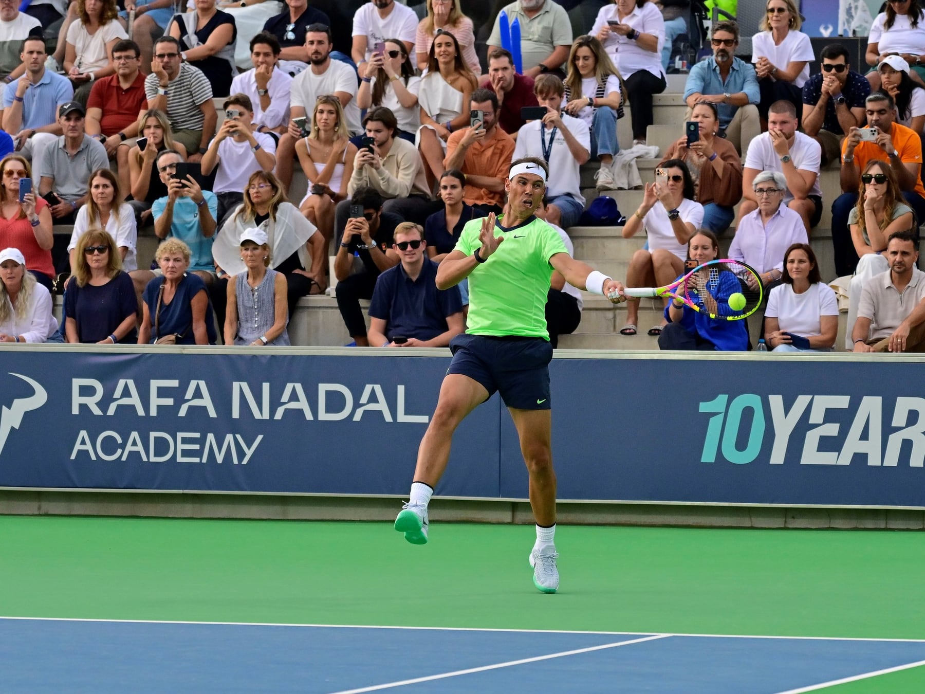 Nadal volvió a sacar y ganó: el festejo de los 10 años de su academia tuvo festejo con Moyá y Murray de convidados