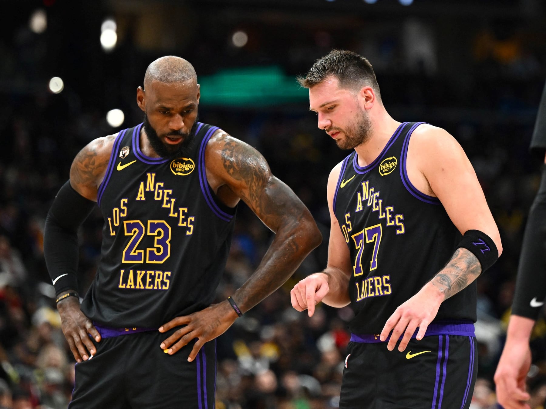 Los Lakers avisan en la pretemporada: Doncic los puso a correr y aplastaron a Utah por 24 puntos