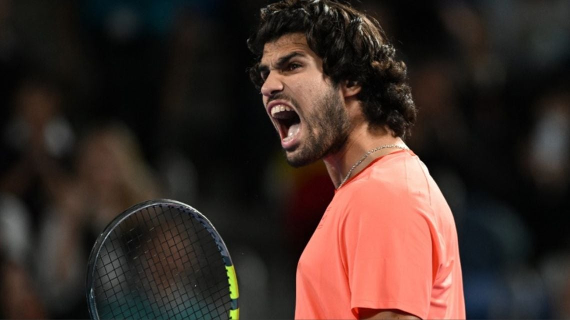 Alcaraz revierte la pulseada, se mete en la final de Tokio y va por el bicampeonato ante Lehecka