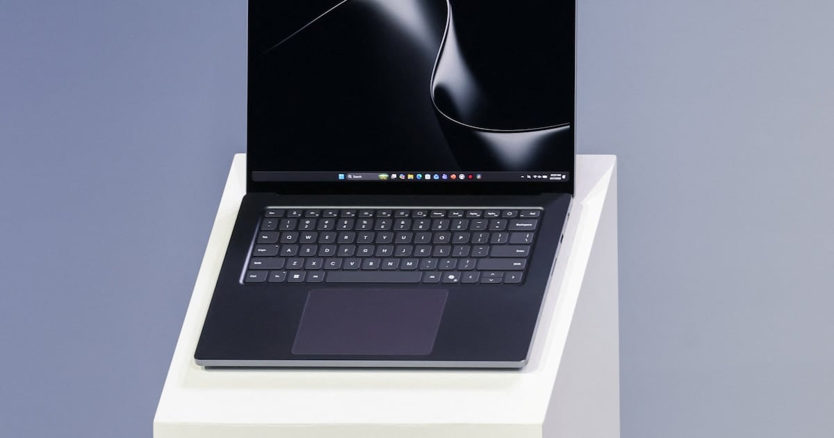 La IA se quedó con la fábrica de memorias y ahora la PC de escritorio vuelve a 2014