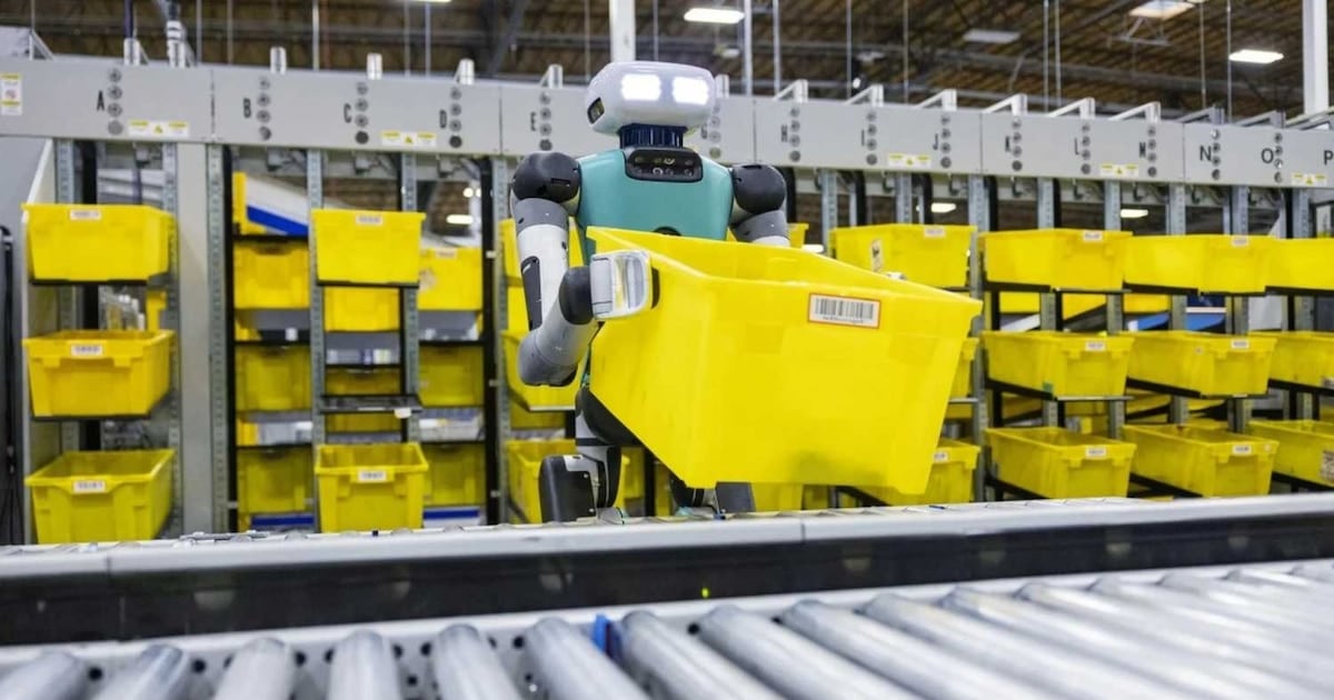 Amazon ya tiene más robots que gente y, justo por eso, se lastima más