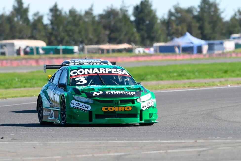 Llaver maneja la ilusión y Concepción del Uruguay define al próximo campeón del TC2000