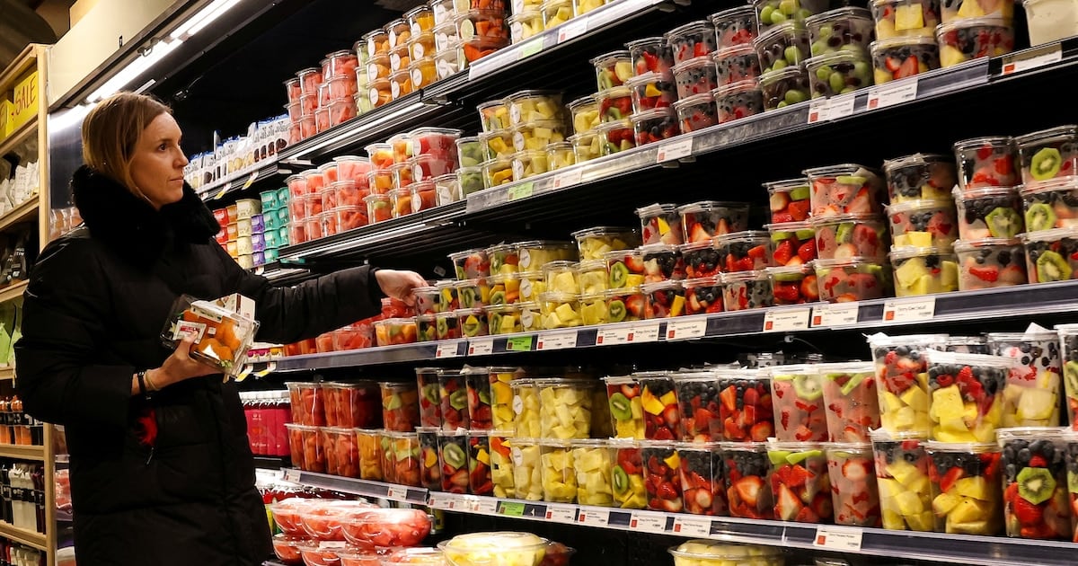La inflación estadounidense se recalentó en septiembre y la nafta empuja el índice al 3,7% interanual