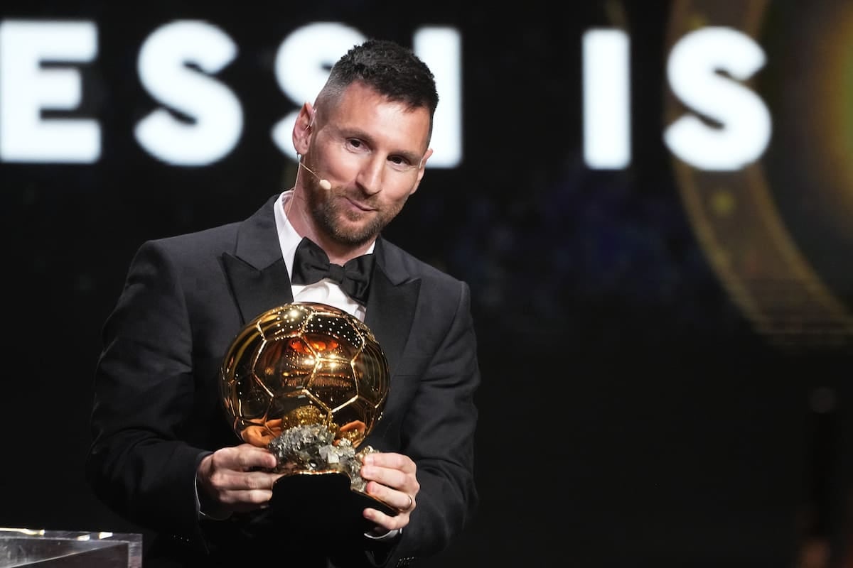 Messi va por la novena y otra vez pisa el escenario grande: el Balón de Oro lo espera en Londres