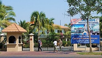 Un abogado de Beccar fue reducido por ladrones que lo usaron como escudo para escapar del barrio cerrado