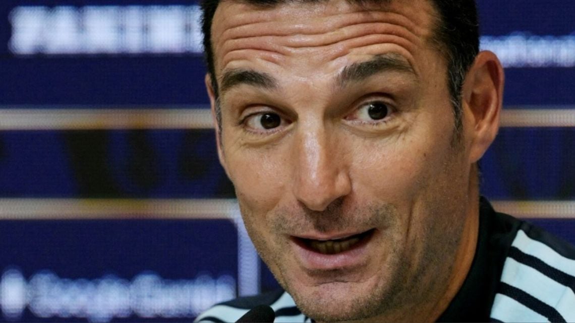 Scaloni se queda: firmó la renovación y se garantiza el banco hasta el Mundial 2030