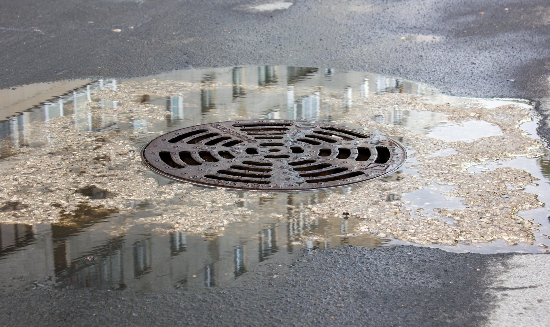 Neuquén bajo alerta amarilla: la carrera contra el agua empieza en la vereda
