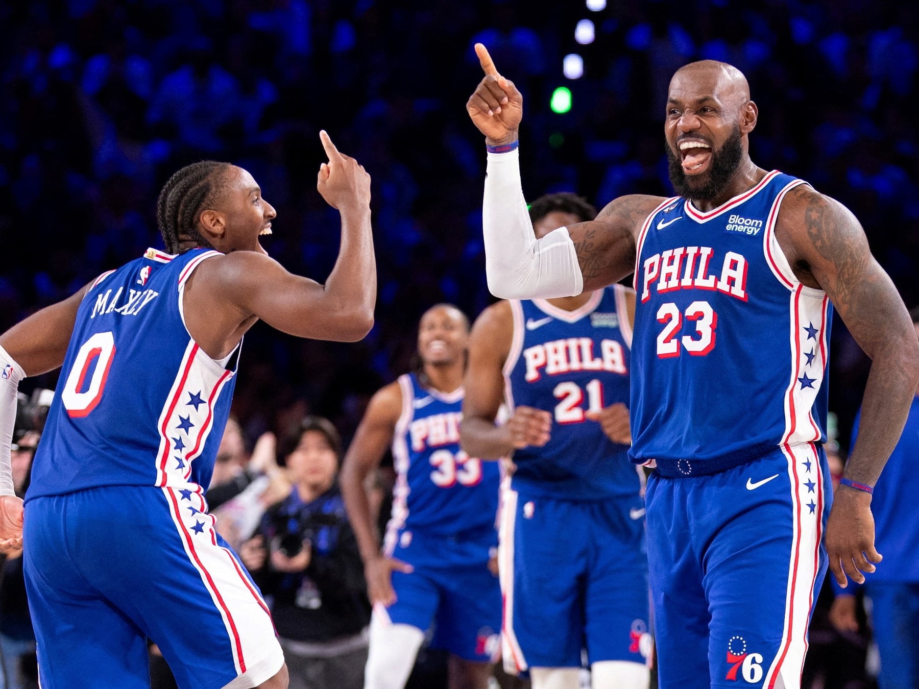 Los Sixers leieron la helplessidad y le dieron una noche histórica a LeBron