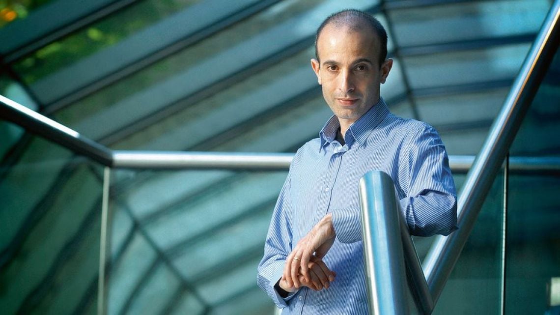 Harari advierte sobre una inteligencia artificial capaz de decidir el rumbo de las finanzas